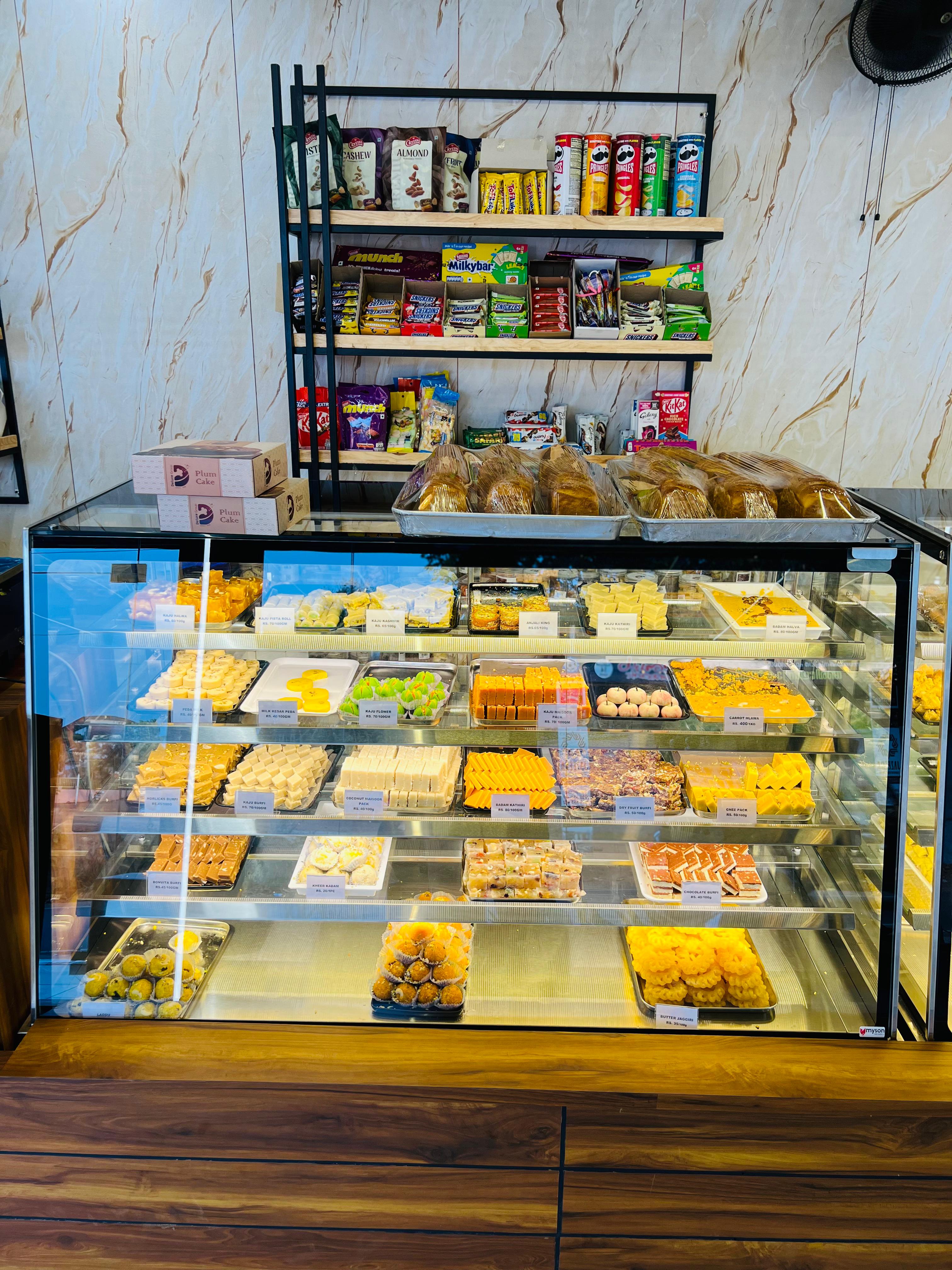 Deluxe Halwayath Bakes